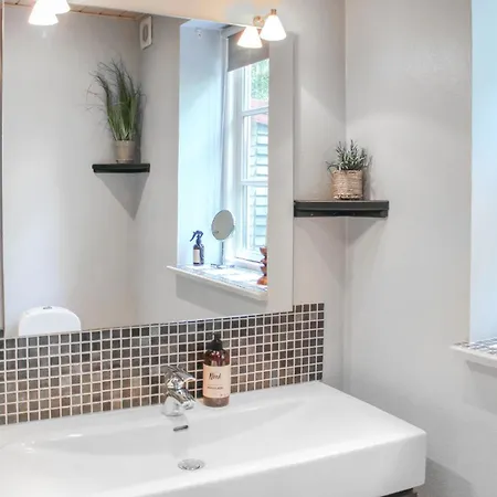 Vestskoven Iii 度假居 Toftlund